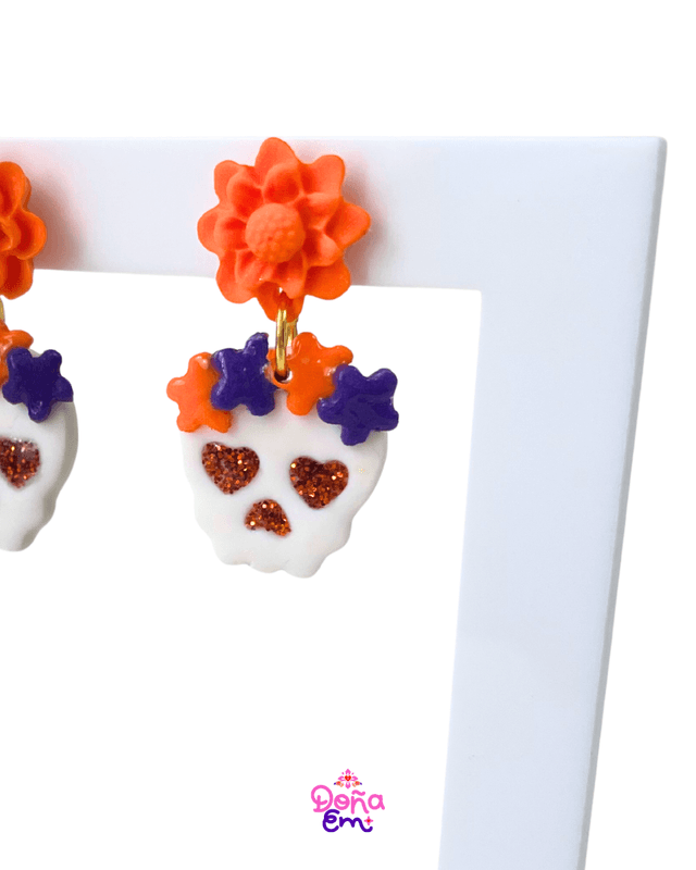 Boucles d&#039;oreilles &quot;Calavera&quot; - Fleurs oranges et violettes, yeux violets